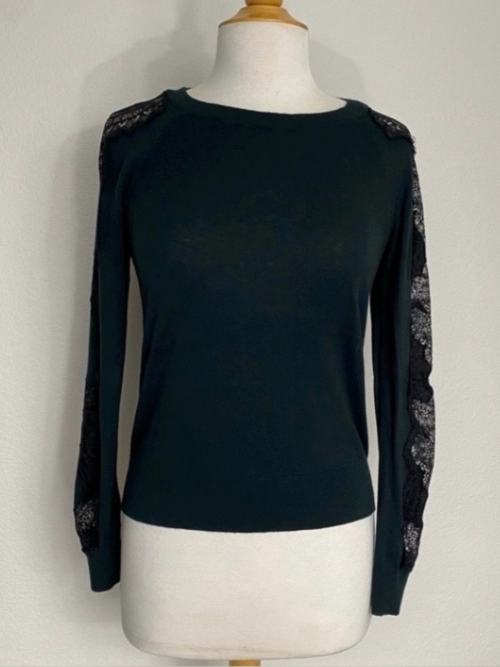 LOFT Women's Forrest Green Lace Detail Knit Crew Sweater Size Medium Classic